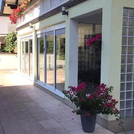 Ferienwohnung Oaza Jelah Exterior foto